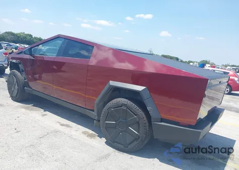 2024 Tesla Cybertruck All-Wheel Drive from USA, damaged, VIN 7G2CEHED9RA013864